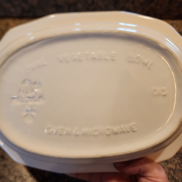 Pfaltzgraff Holiday Heritage Oval Vegetable Bowl - Picture 5 of 5